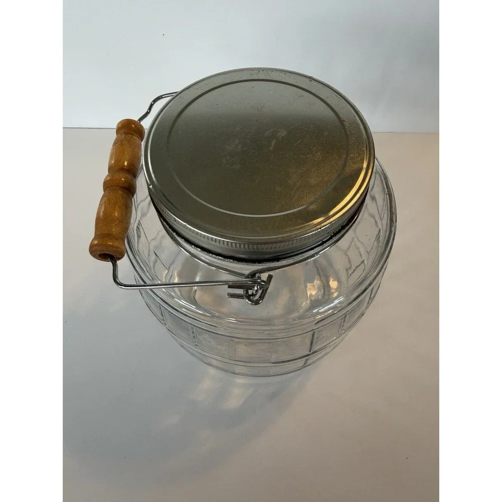 Unbranded vintage clear